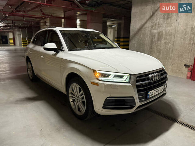 Ауді Ку 5 2017 у Рівному на Automoto.ua Білий Ауді Ку 5, об'ємом двигуна 1.98 л та пробігом 146 тис. км за 23900 $, фото 3 на Automoto.ua