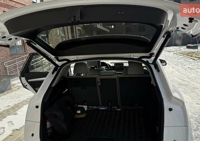 Белый Ауди Ку 5, объемом двигателя 1.98 л и пробегом 112 тыс. км за 29000 $, фото 19 на Automoto.ua