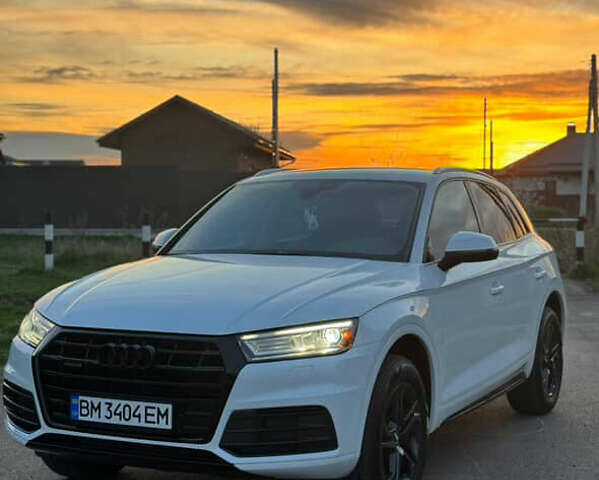 Белый Ауди Ку 5, объемом двигателя 1.98 л и пробегом 72 тыс. км за 28900 $, фото 1 на Automoto.ua