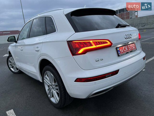 Білий Ауді Ку 5, об'ємом двигуна 1.98 л та пробігом 111 тис. км за 25600 $, фото 8 на Automoto.ua