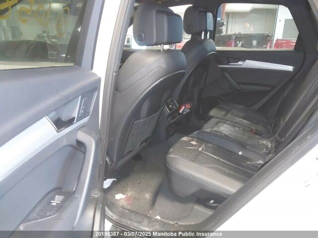 Белый Ауди Ку 5, объемом двигателя 2 л и пробегом 131 тыс. км за 18500 $, фото 11 на Automoto.ua