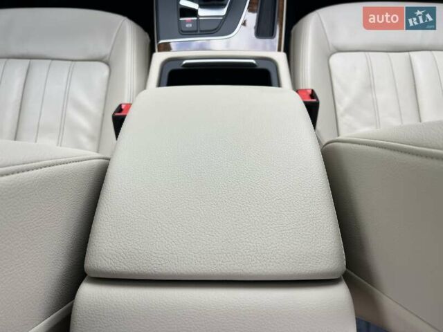 Белый Ауди Ку 5, объемом двигателя 2 л и пробегом 135 тыс. км за 26950 $, фото 158 на Automoto.ua