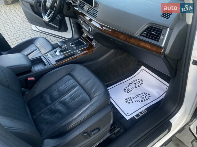 Белый Ауди Ку 5, объемом двигателя 0 л и пробегом 189 тыс. км за 21800 $, фото 23 на Automoto.ua