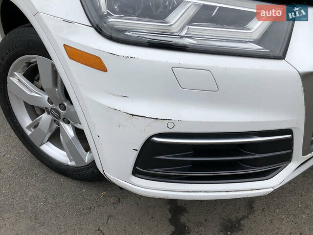 Белый Ауди Ку 5, объемом двигателя 2 л и пробегом 155 тыс. км за 17980 $, фото 25 на Automoto.ua