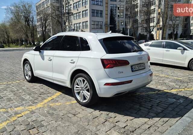 Белый Ауди Ку 5, объемом двигателя 1.98 л и пробегом 57 тыс. км за 30000 $, фото 34 на Automoto.ua