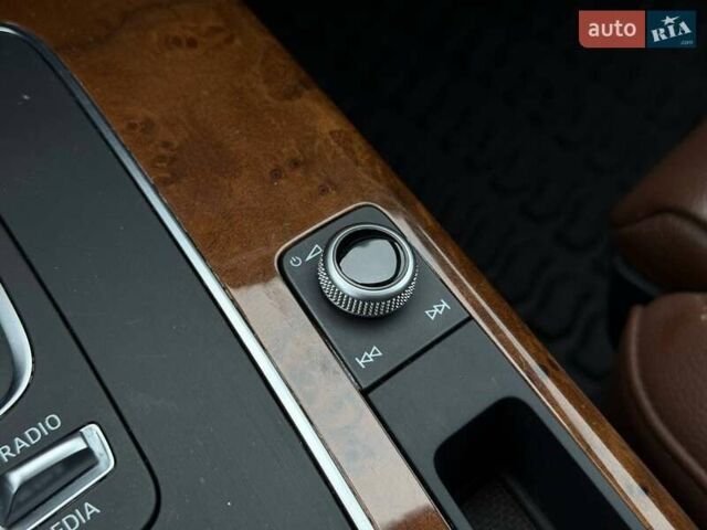 Белый Ауди Ку 5, объемом двигателя 1.98 л и пробегом 158 тыс. км за 25500 $, фото 68 на Automoto.ua