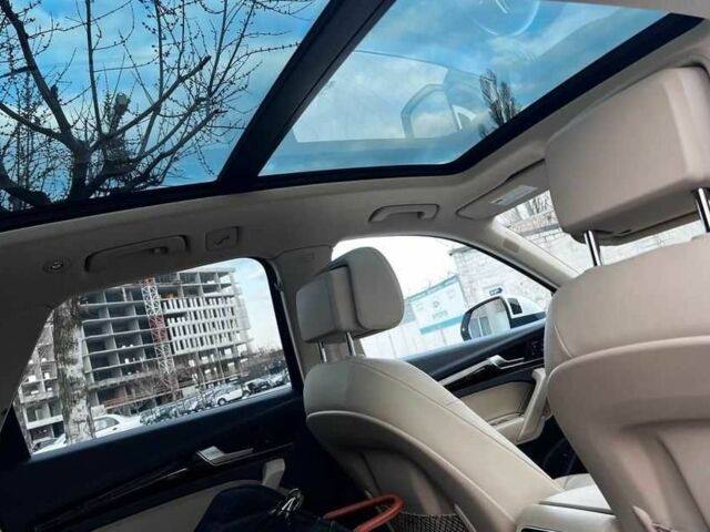 Белый Ауди Ку 5, объемом двигателя 2 л и пробегом 77 тыс. км за 16000 $, фото 7 на Automoto.ua