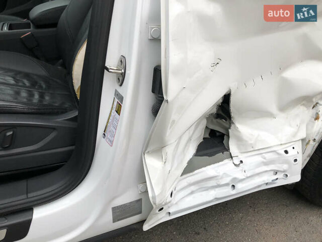 Белый Ауди Ку 5, объемом двигателя 2 л и пробегом 155 тыс. км за 17980 $, фото 10 на Automoto.ua