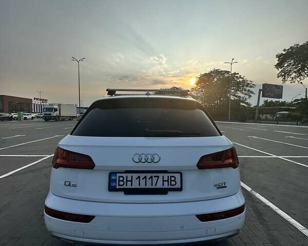 Белый Ауди Ку 5, объемом двигателя 1.98 л и пробегом 145 тыс. км за 29300 $, фото 10 на Automoto.ua