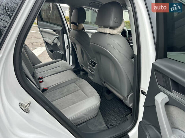 Белый Ауди Ку 5, объемом двигателя 1.98 л и пробегом 206 тыс. км за 25900 $, фото 44 на Automoto.ua