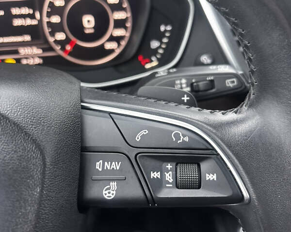 Белый Ауди Ку 5, объемом двигателя 2 л и пробегом 163 тыс. км за 23100 $, фото 21 на Automoto.ua