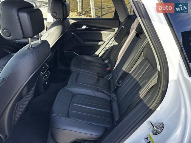 Білий Ауді Ку 5, об'ємом двигуна 1.98 л та пробігом 107 тис. км за 23500 $, фото 20 на Automoto.ua