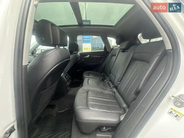 Белый Ауди Ку 5, объемом двигателя 1.99 л и пробегом 163 тыс. км за 22999 $, фото 28 на Automoto.ua