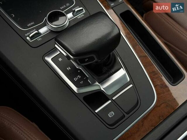 Белый Ауди Ку 5, объемом двигателя 1.98 л и пробегом 158 тыс. км за 25500 $, фото 69 на Automoto.ua