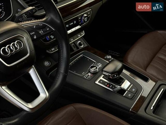 Белый Ауди Ку 5, объемом двигателя 1.98 л и пробегом 108 тыс. км за 26700 $, фото 19 на Automoto.ua