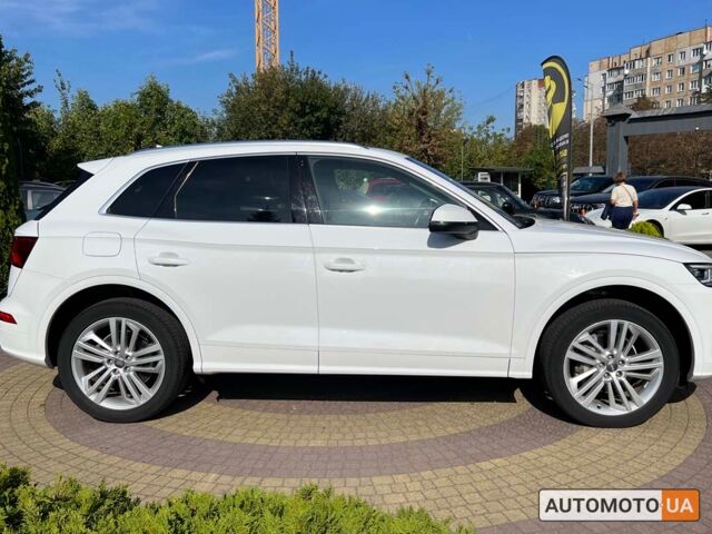 Белый Ауди Ку 5, объемом двигателя 2 л и пробегом 27 тыс. км за 35800 $, фото 7 на Automoto.ua