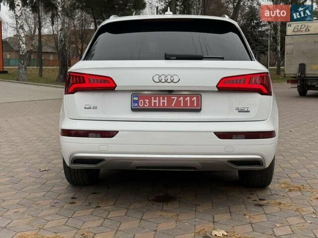 Білий Ауді Ку 5, об'ємом двигуна 2 л та пробігом 87 тис. км за 20998 $, фото 10 на Automoto.ua