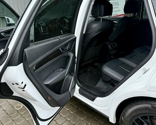 Білий Ауді Ку 5, об'ємом двигуна 1.98 л та пробігом 229 тис. км за 22400 $, фото 57 на Automoto.ua