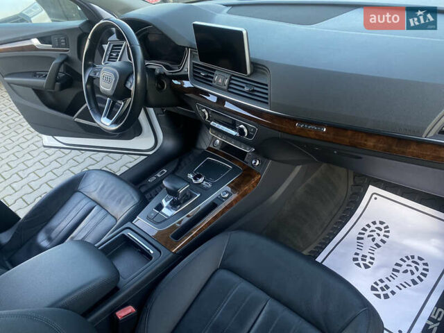 Белый Ауди Ку 5, объемом двигателя 0 л и пробегом 189 тыс. км за 21800 $, фото 19 на Automoto.ua