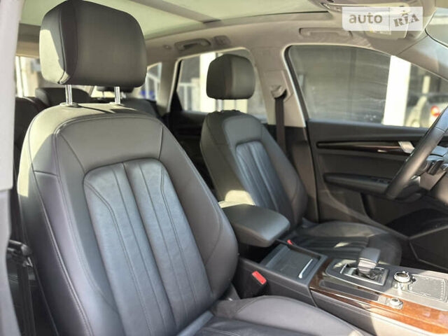 Белый Ауди Ку 5, объемом двигателя 2 л и пробегом 41 тыс. км за 24900 $, фото 72 на Automoto.ua