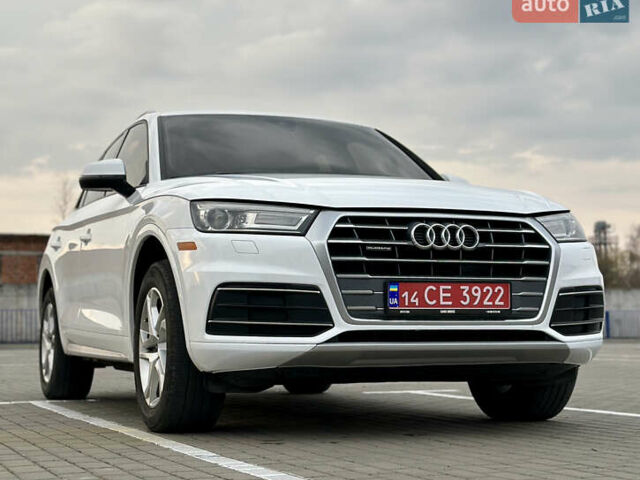 Белый Ауди Ку 5, объемом двигателя 2 л и пробегом 162 тыс. км за 20900 $, фото 26 на Automoto.ua