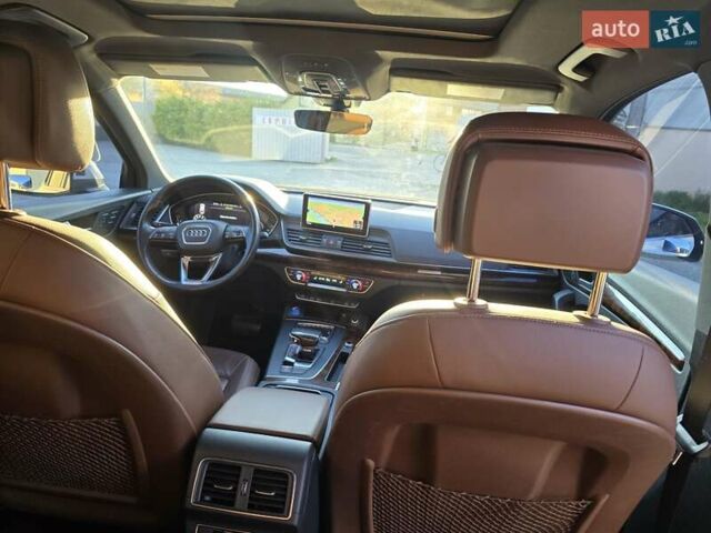 Белый Ауди Ку 5, объемом двигателя 2 л и пробегом 209 тыс. км за 20900 $, фото 67 на Automoto.ua