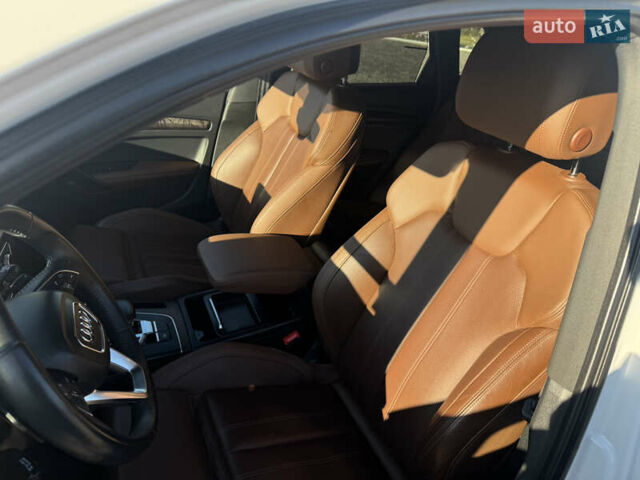 Белый Ауди Ку 5, объемом двигателя 2 л и пробегом 249 тыс. км за 21500 $, фото 43 на Automoto.ua