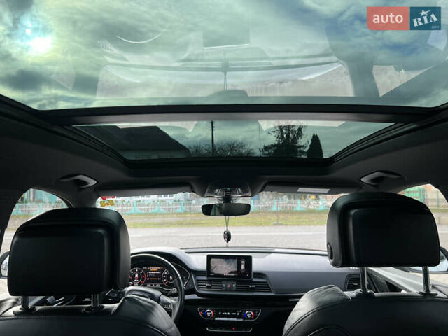 Белый Ауди Ку 5, объемом двигателя 1.97 л и пробегом 287 тыс. км за 27816 $, фото 24 на Automoto.ua