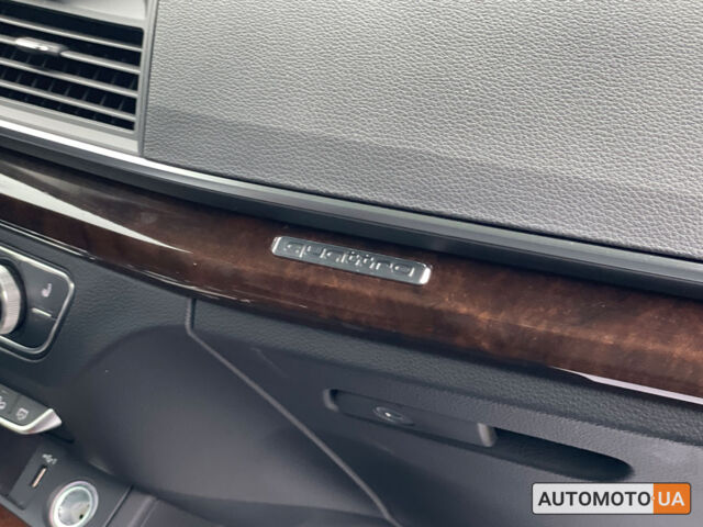 Белый Ауди Ку 5, объемом двигателя 2 л и пробегом 104 тыс. км за 27800 $, фото 28 на Automoto.ua