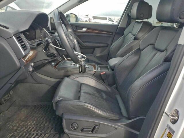 Білий Ауді Ку 5, об'ємом двигуна 2 л та пробігом 82 тис. км за 8500 $, фото 6 на Automoto.ua