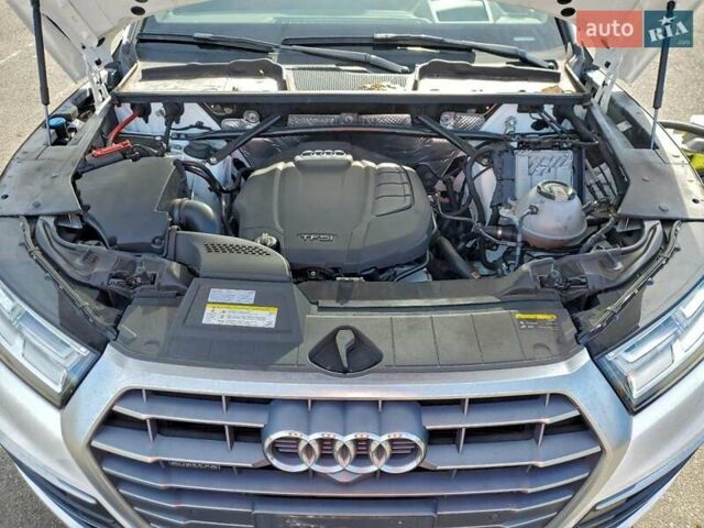 Белый Ауди Ку 5, объемом двигателя 1.98 л и пробегом 23 тыс. км за 10000 $, фото 11 на Automoto.ua