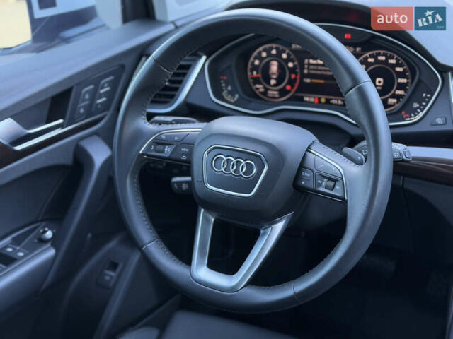 Білий Ауді Ку 5, об'ємом двигуна 2 л та пробігом 194 тис. км за 24500 $, фото 16 на Automoto.ua