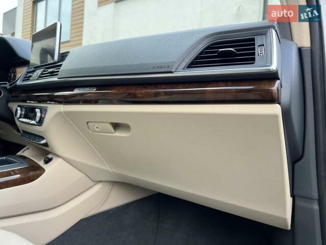 Белый Ауди Ку 5, объемом двигателя 2 л и пробегом 135 тыс. км за 26950 $, фото 138 на Automoto.ua