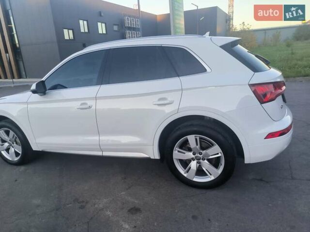 Белый Ауди Ку 5, объемом двигателя 1.98 л и пробегом 211 тыс. км за 18700 $, фото 15 на Automoto.ua