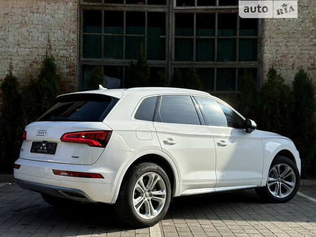 Белый Ауди Ку 5, объемом двигателя 2 л и пробегом 41 тыс. км за 24900 $, фото 13 на Automoto.ua