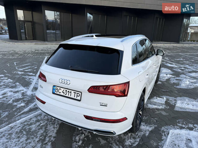 Білий Ауді Ку 5, об'ємом двигуна 1.98 л та пробігом 116 тис. км за 26500 $, фото 5 на Automoto.ua