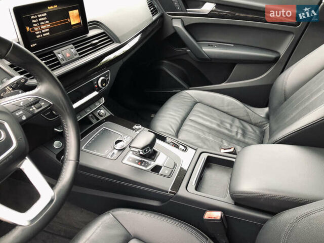 Белый Ауди Ку 5, объемом двигателя 2 л и пробегом 155 тыс. км за 17980 $, фото 33 на Automoto.ua