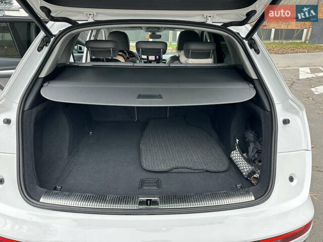 Белый Ауди Ку 5, объемом двигателя 1.98 л и пробегом 206 тыс. км за 25900 $, фото 41 на Automoto.ua