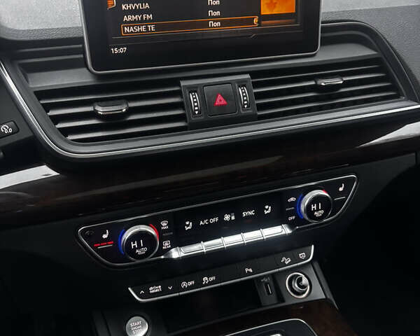 Белый Ауди Ку 5, объемом двигателя 2 л и пробегом 163 тыс. км за 23100 $, фото 13 на Automoto.ua