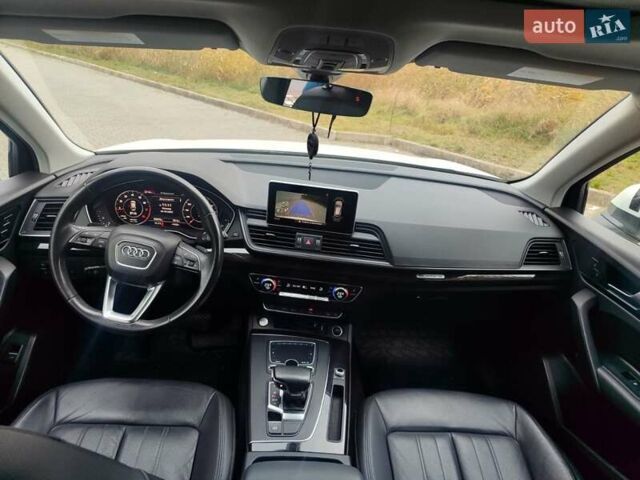 Белый Ауди Ку 5, объемом двигателя 1.98 л и пробегом 96 тыс. км за 30500 $, фото 26 на Automoto.ua