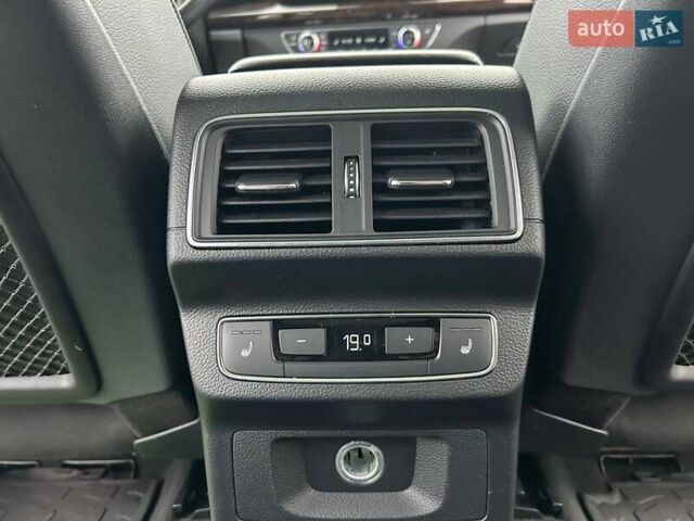 Белый Ауди Ку 5, объемом двигателя 1.98 л и пробегом 107 тыс. км за 26900 $, фото 4 на Automoto.ua