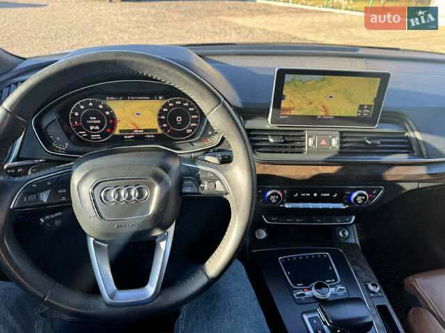 Белый Ауди Ку 5, объемом двигателя 2 л и пробегом 249 тыс. км за 21500 $, фото 26 на Automoto.ua