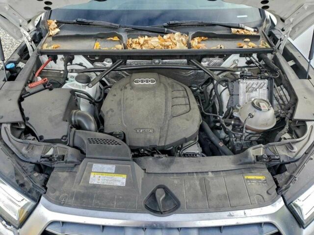 Білий Ауді Ку 5, об'ємом двигуна 2 л та пробігом 82 тис. км за 8500 $, фото 11 на Automoto.ua