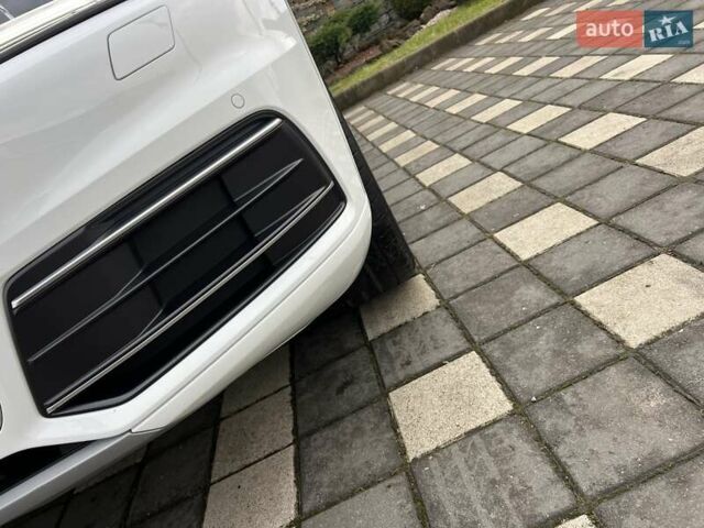 Белый Ауди Ку 5, объемом двигателя 2 л и пробегом 135 тыс. км за 26950 $, фото 58 на Automoto.ua