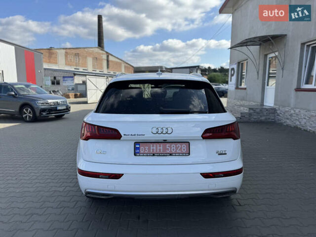 Белый Ауди Ку 5, объемом двигателя 1.98 л и пробегом 238 тыс. км за 19800 $, фото 5 на Automoto.ua