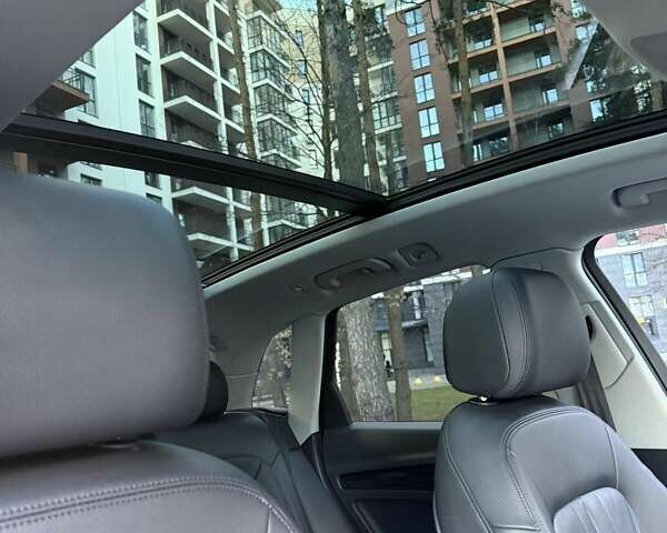 Белый Ауди Ку 5, объемом двигателя 1.98 л и пробегом 180 тыс. км за 22299 $, фото 16 на Automoto.ua