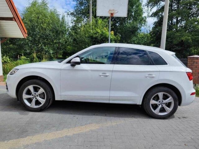 Белый Ауди Ку 5, объемом двигателя 2 л и пробегом 90 тыс. км за 16800 $, фото 1 на Automoto.ua