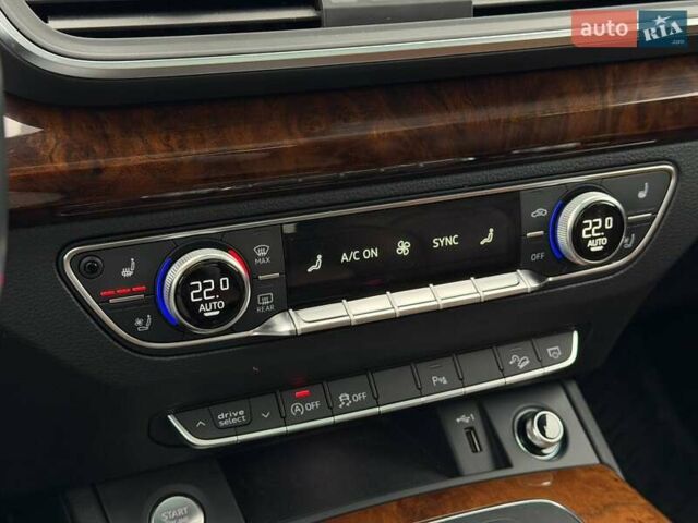 Белый Ауди Ку 5, объемом двигателя 1.98 л и пробегом 158 тыс. км за 25500 $, фото 61 на Automoto.ua