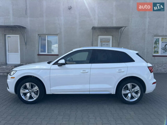 Белый Ауди Ку 5, объемом двигателя 1.98 л и пробегом 238 тыс. км за 19800 $, фото 7 на Automoto.ua