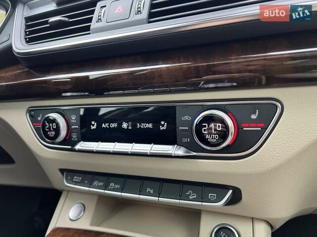 Белый Ауди Ку 5, объемом двигателя 2 л и пробегом 135 тыс. км за 26950 $, фото 151 на Automoto.ua